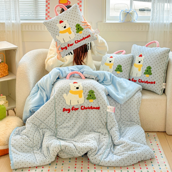 古本家居 2025新款牛奶绒毛巾绣狗狗熊熊款抱枕被 牛奶绒蓝波点小白狗