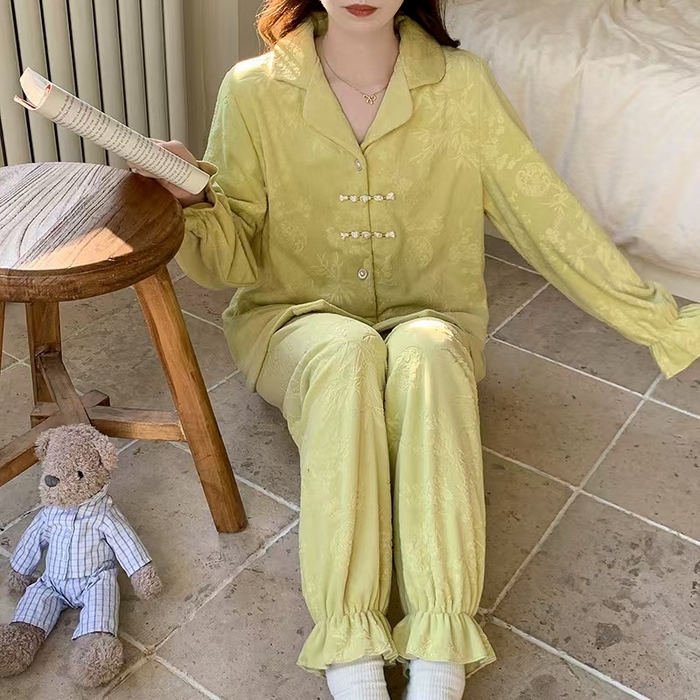 91家纺网 家纺一手货源 找家纺 （总）洛兰沙家居馆 2025新款海岛绒保暖新中式国风女款珊瑚绒