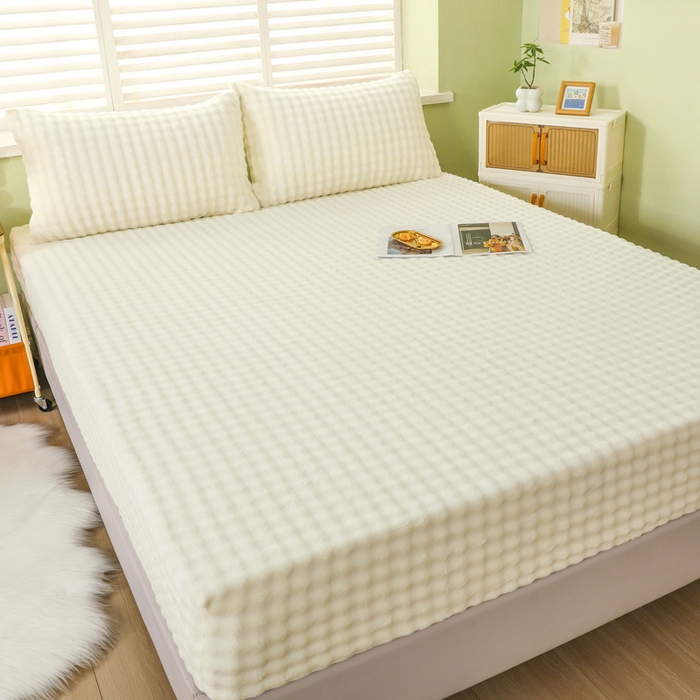 91家纺网 家纺一手货源 找家纺 卡诗兰 2025新款泡泡绒床笠 米白