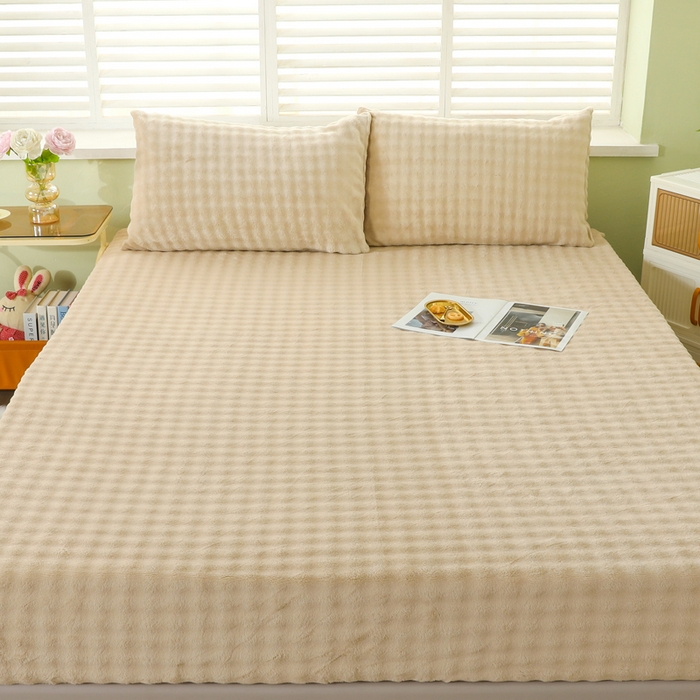 91家纺网 家纺一手货源 找家纺 卡诗兰 2025新款泡泡绒床笠 驼色