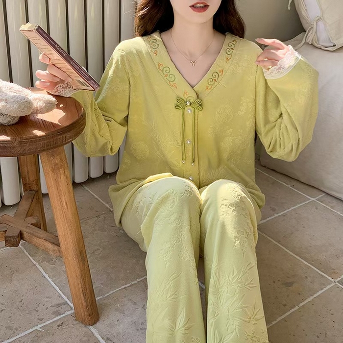 91家纺网 家纺一手货源 找家纺 （总）洛兰沙家居馆 2025新款海岛绒保暖新中式国风女款珊瑚绒