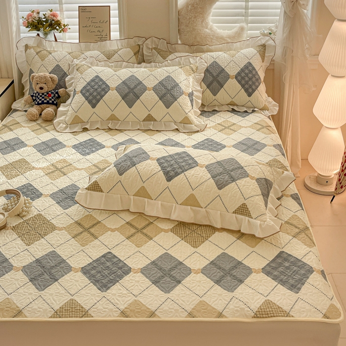 91家纺网 家纺一手货源 找家纺 羽爱家纺 2025新款舒适可定制全棉防滑床盖软席格韵