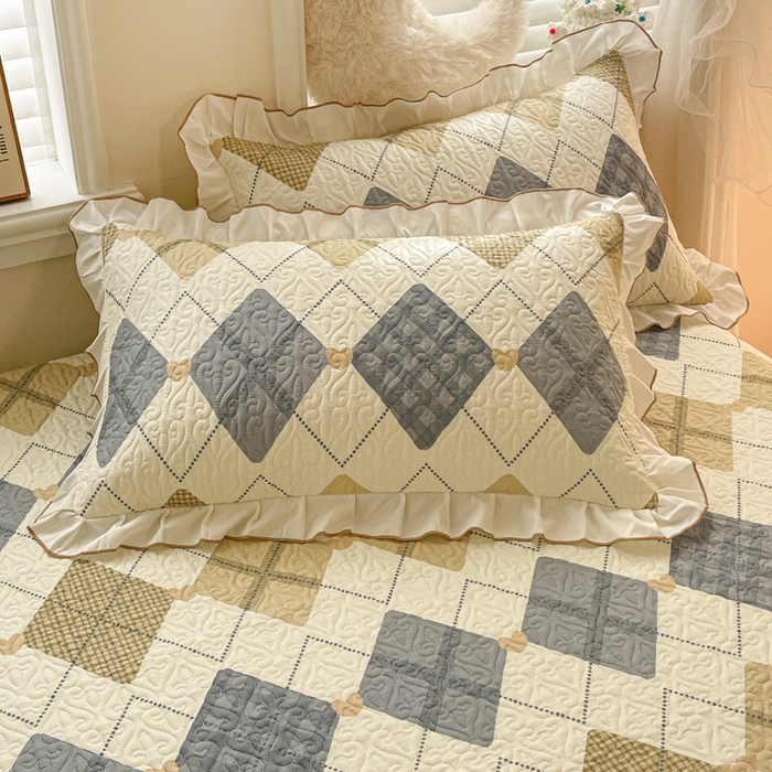 91家纺网 家纺一手货源 找家纺 羽爱家纺 2025新款舒适可定制全棉防滑床盖软席格韵