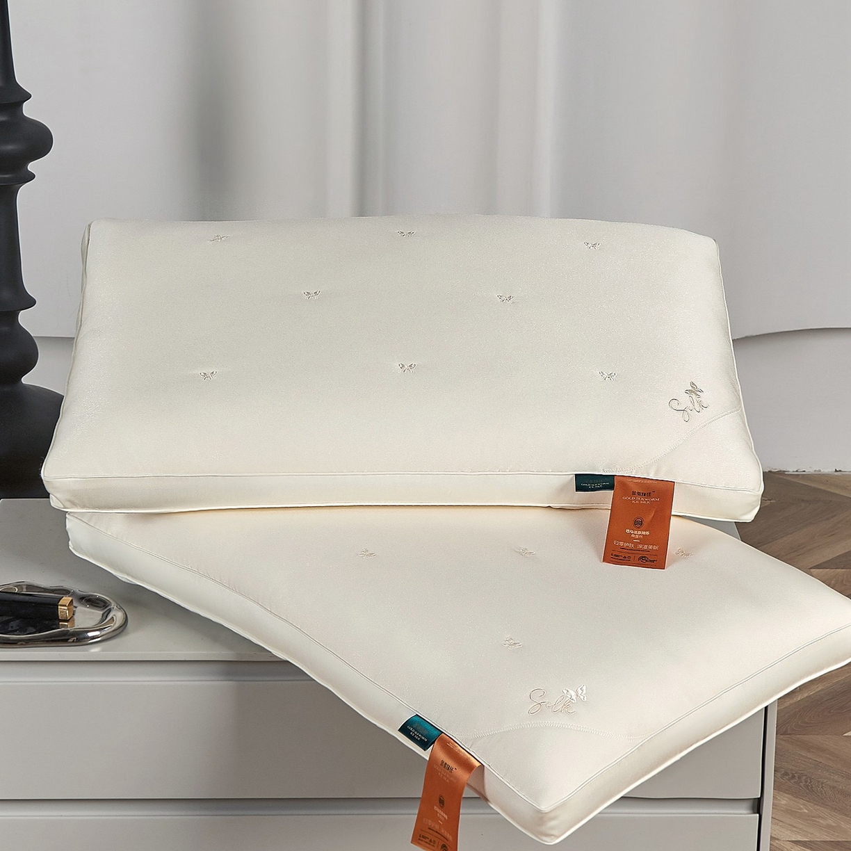 91家纺网 家纺一手货源 找家纺 （总）玖玖爱家纺 2025新款金蚕臻丝柔糯枕枕头枕芯