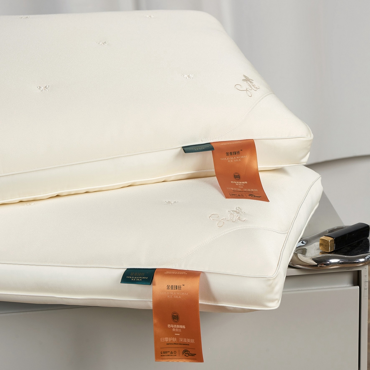 91家纺网 家纺一手货源 找家纺 （总）玖玖爱家纺 2025新款金蚕臻丝柔糯枕枕头枕芯