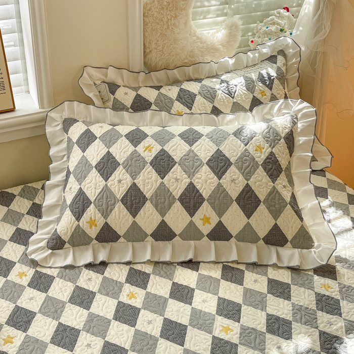 91家纺网 家纺一手货源 找家纺 羽爱家纺 2025新款舒适可定制全棉防滑床盖软席菱形世界