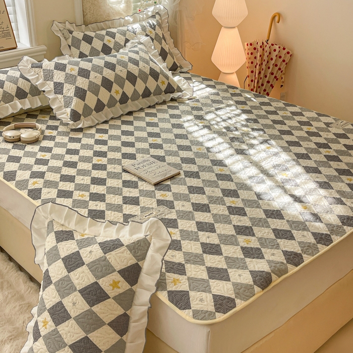 91家纺网 家纺一手货源 找家纺 羽爱家纺 2025新款舒适可定制全棉防滑床盖软席菱形世界