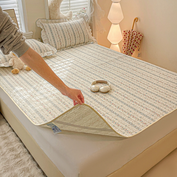 91家纺网 家纺一手货源 找家纺 羽爱家纺 2025新款舒适可定制全棉防滑床盖软席轻悠花梦