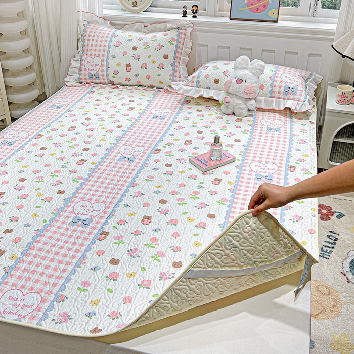 91家纺网 家纺一手货源 找家纺 羽爱家纺 2025新款舒适可定制全棉防滑床盖软席情话微甜