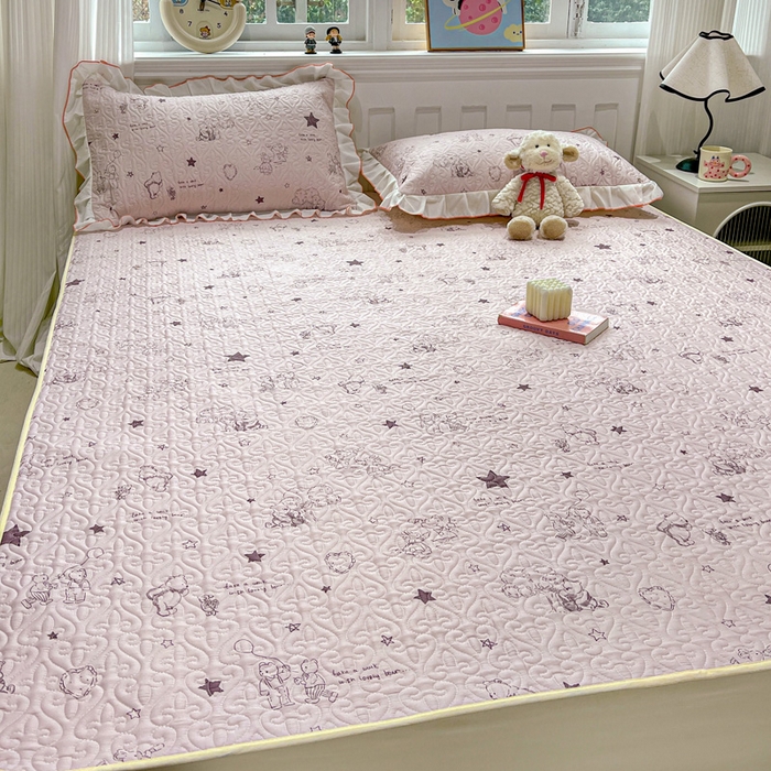 91家纺网 家纺一手货源 找家纺 羽爱家纺 2025新款舒适可定制全棉防滑床盖软席童趣乐园