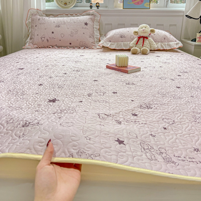 91家纺网 家纺一手货源 找家纺 羽爱家纺 2025新款舒适可定制全棉防滑床盖软席童趣乐园