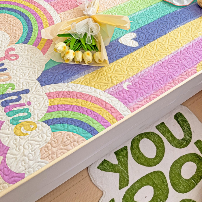 91家纺网 家纺一手货源 找家纺 羽爱家纺 2025新款舒适可定制全棉防滑床盖软席小彩虹