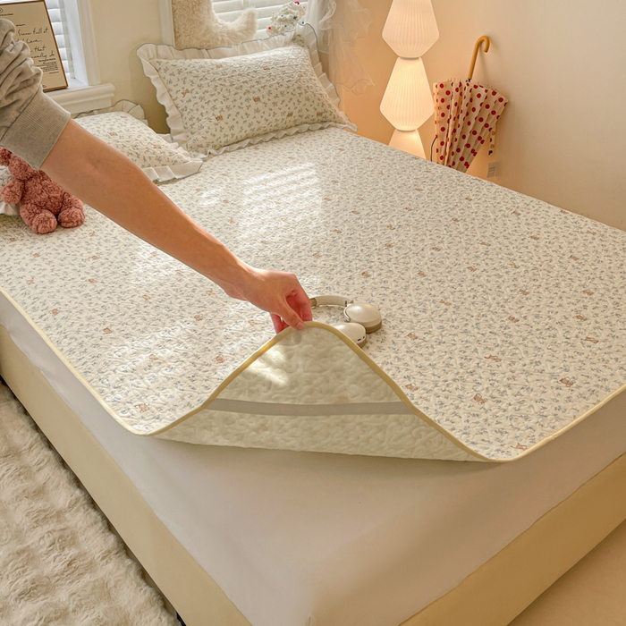 91家纺网 家纺一手货源 找家纺 羽爱家纺 2025新款舒适可定制全棉防滑床盖软席小飞象