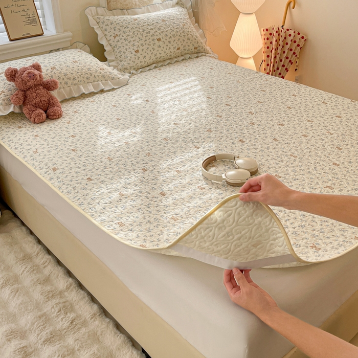 91家纺网 家纺一手货源 找家纺 羽爱家纺 2025新款舒适可定制全棉防滑床盖软席小飞象