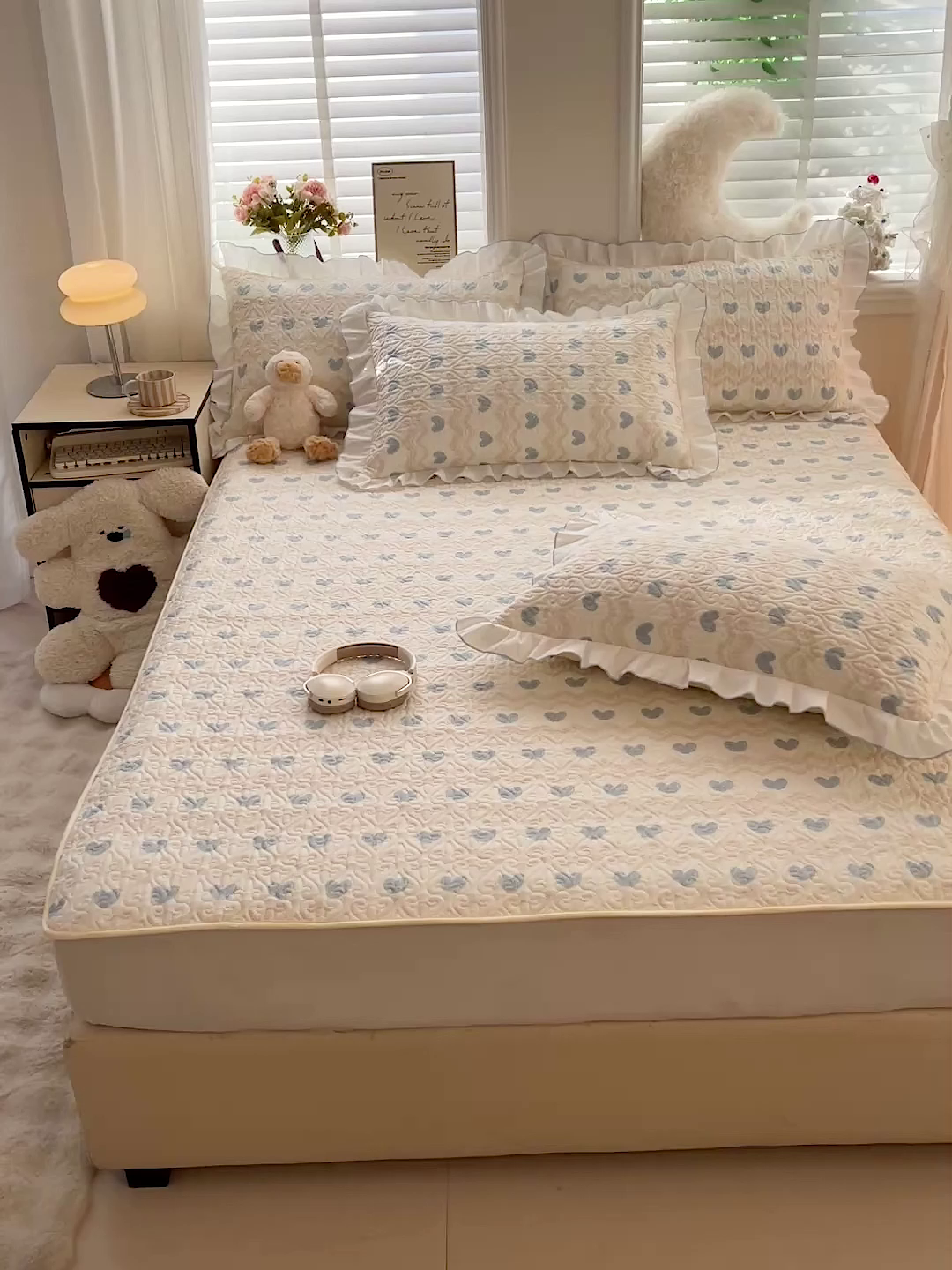 91家纺网 家纺一手货源 找家纺 羽爱家纺 2025新款舒适可定制全棉防滑床盖软席心动旋律