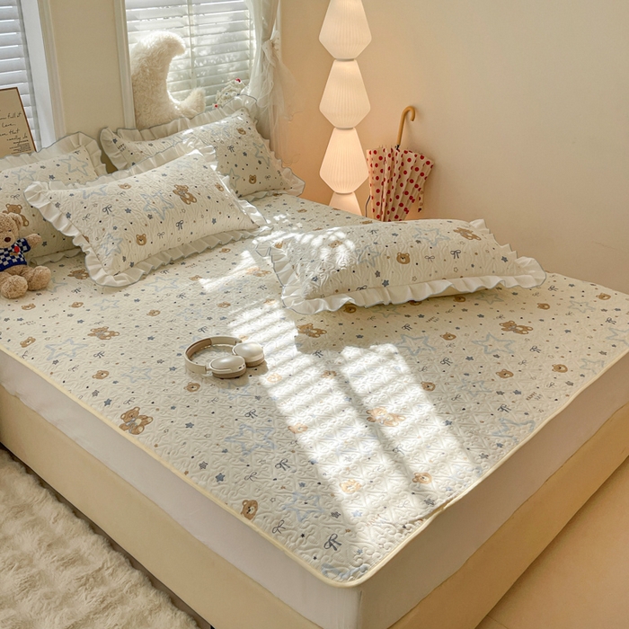 91家纺网 家纺一手货源 找家纺 羽爱家纺 2025新款舒适可定制全棉防滑床盖软席星星熊