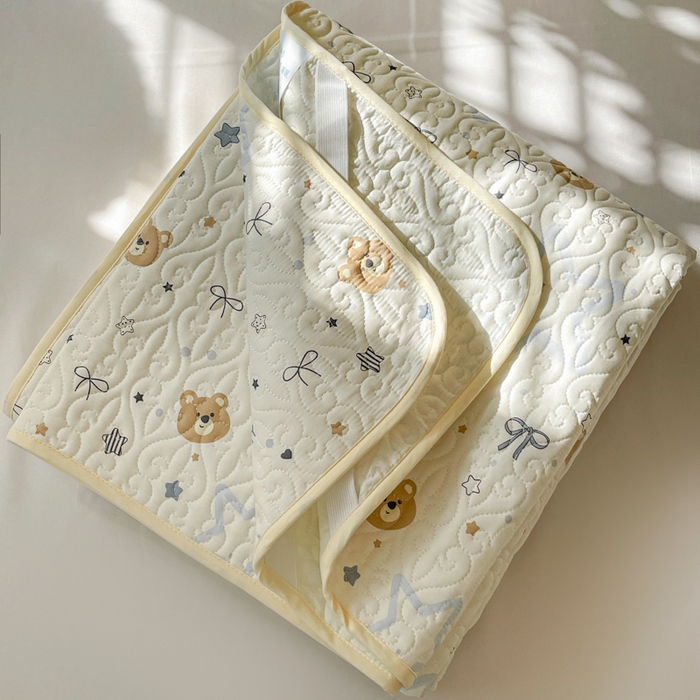 91家纺网 家纺一手货源 找家纺 羽爱家纺 2025新款舒适可定制全棉防滑床盖软席星星熊