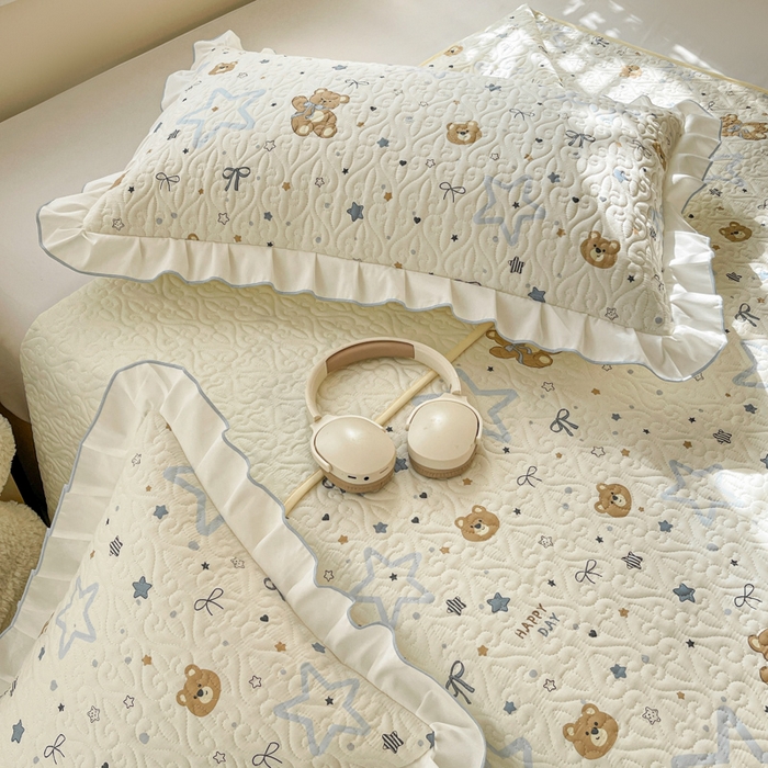 91家纺网 家纺一手货源 找家纺 羽爱家纺 2025新款舒适可定制全棉防滑床盖软席星星熊