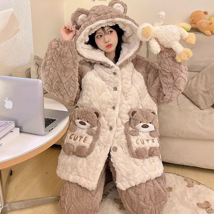 91家纺网 家纺一手货源 找家纺 （总）洛兰沙家居馆 2025秋冬新款睡衣女珊瑚绒三层夹棉卡通可爱加厚加绒保暖家居服套装 