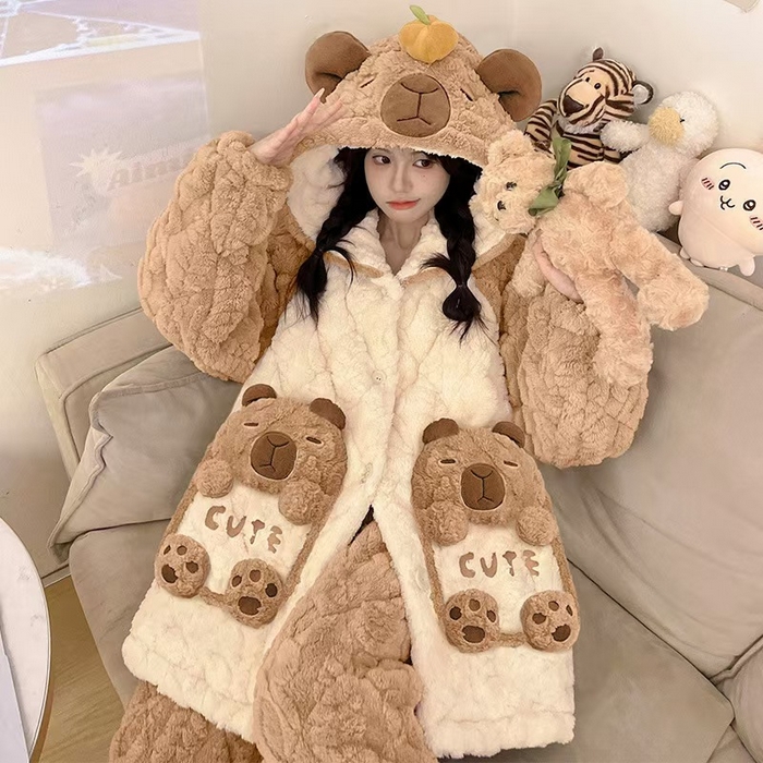 91家纺网 家纺一手货源 找家纺 （总）洛兰沙家居馆 2025秋冬新款睡衣女珊瑚绒三层夹棉卡通可爱加厚加绒保暖家居服套装 