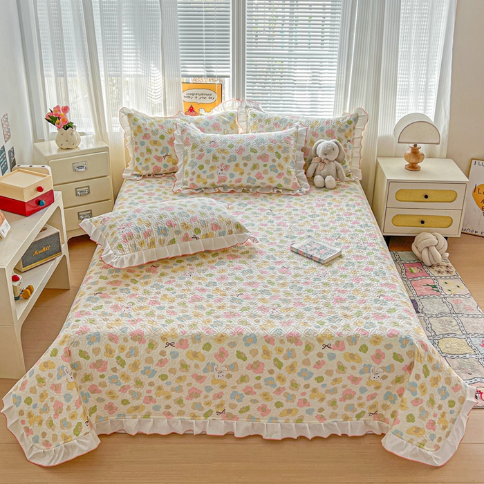 91家纺网 家纺一手货源 找家纺 羽爱家纺 2025新款全棉防滑花边床盖童年乐趣