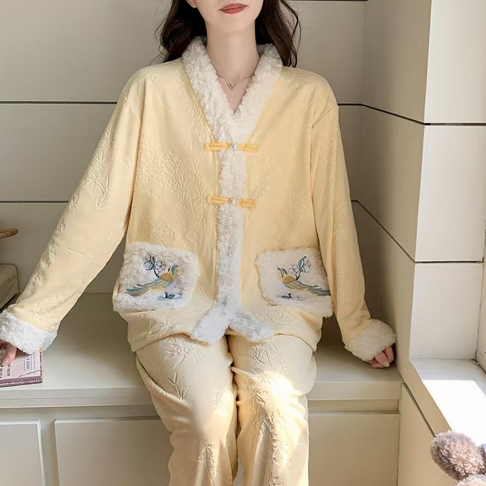 91家纺网 家纺一手货源 找家纺 （总）洛兰沙家居馆 2025新款海岛绒保暖新中式国风女款珊瑚绒冬季家居服