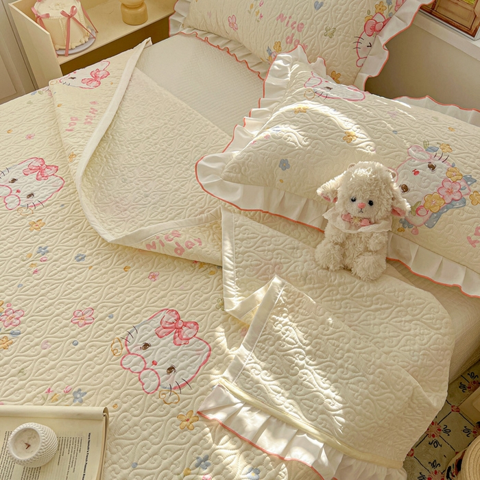 91家纺网 家纺一手货源 找家纺 羽爱家纺 2025新款全棉防滑花边床盖可爱喵