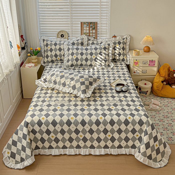 羽爱家纺 2025新款全棉防滑花边床盖菱形世界