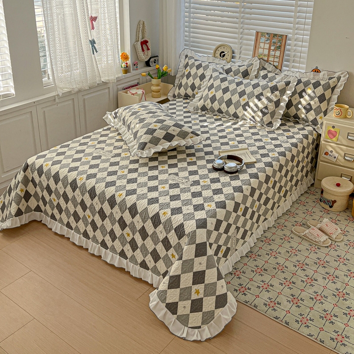 91家纺网 家纺一手货源 找家纺 羽爱家纺 2025新款全棉防滑花边床盖菱形世界