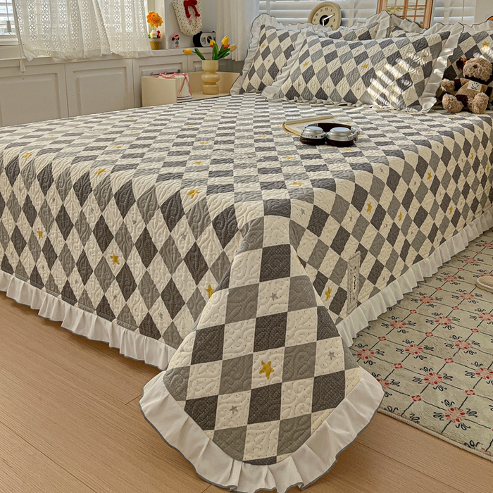 91家纺网 家纺一手货源 找家纺 羽爱家纺 2025新款全棉防滑花边床盖菱形世界