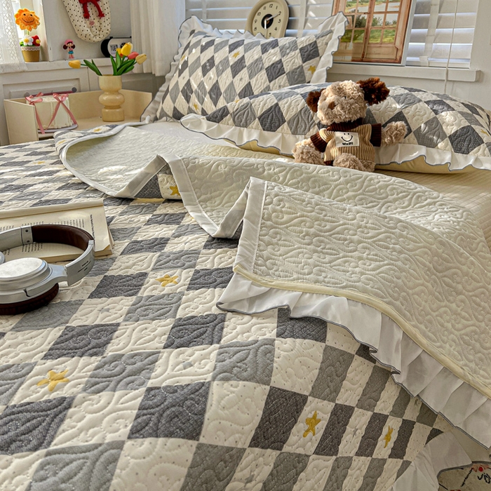 91家纺网 家纺一手货源 找家纺 羽爱家纺 2025新款全棉防滑花边床盖菱形世界