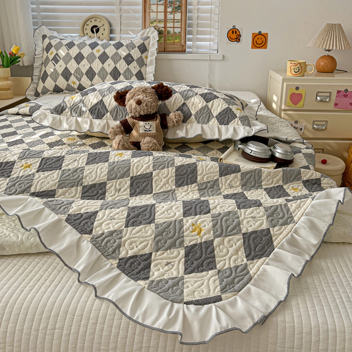 91家纺网 家纺一手货源 找家纺 羽爱家纺 2025新款全棉防滑花边床盖菱形世界