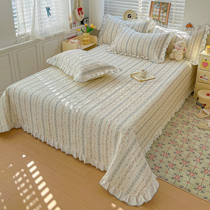 91家纺网 家纺一手货源 找家纺 羽爱家纺 2025新款全棉防滑花边床盖轻悠花梦