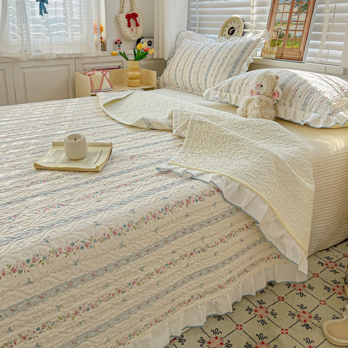 91家纺网 家纺一手货源 找家纺 羽爱家纺 2025新款全棉防滑花边床盖轻悠花梦