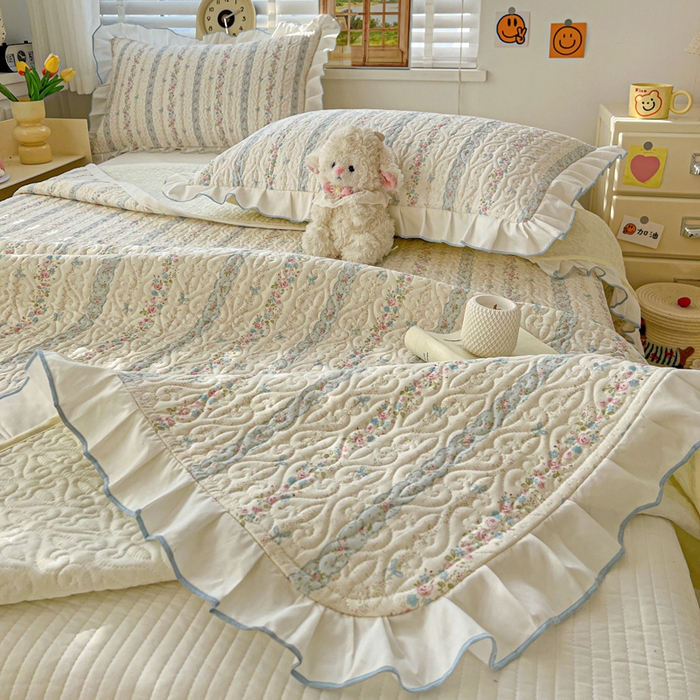 91家纺网 家纺一手货源 找家纺 羽爱家纺 2025新款全棉防滑花边床盖轻悠花梦