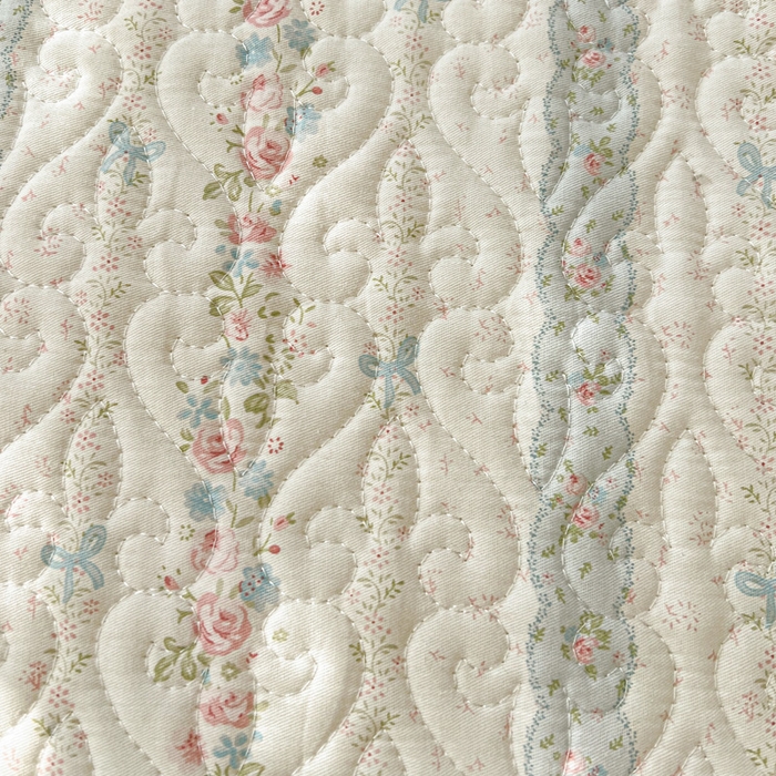 91家纺网 家纺一手货源 找家纺 羽爱家纺 2025新款全棉防滑花边床盖轻悠花梦