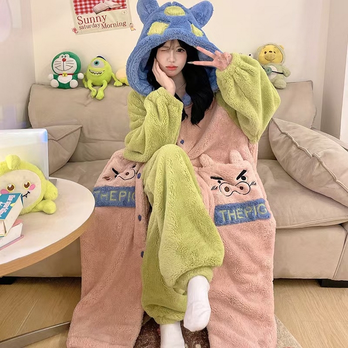 91家纺网 家纺一手货源 找家纺 （总）洛兰沙家居馆 2025新款珊瑚绒睡袍女款秋冬季天卡通可爱连帽睡衣加绒加厚保暖家居服套装