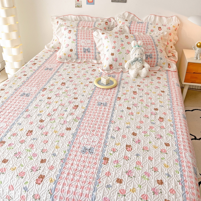 91家纺网 家纺一手货源 找家纺 羽爱家纺 2025新款全棉防滑花边床盖情话微甜