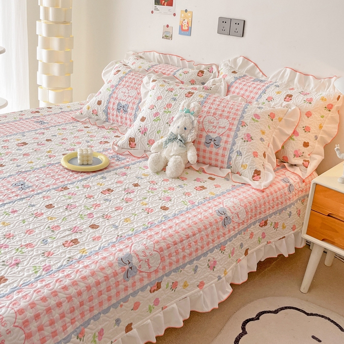 91家纺网 家纺一手货源 找家纺 羽爱家纺 2025新款全棉防滑花边床盖情话微甜