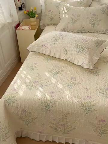 91家纺网 家纺一手货源 找家纺 羽爱家纺 2025新款全棉防滑花边床盖田静