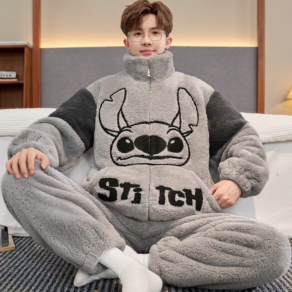 91家纺网 家纺一手货源 找家纺 （总）洛兰沙家居馆 2025新款珊瑚绒睡衣男士秋冬季加绒加厚冬天青少年大码家居服套装