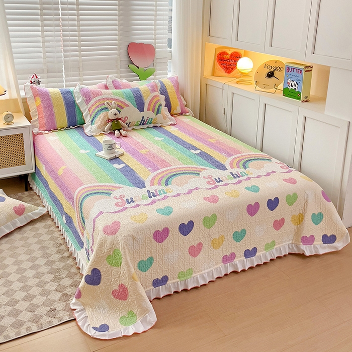 91家纺网 家纺一手货源 找家纺 羽爱家纺 2025新款全棉防滑花边床盖小彩虹