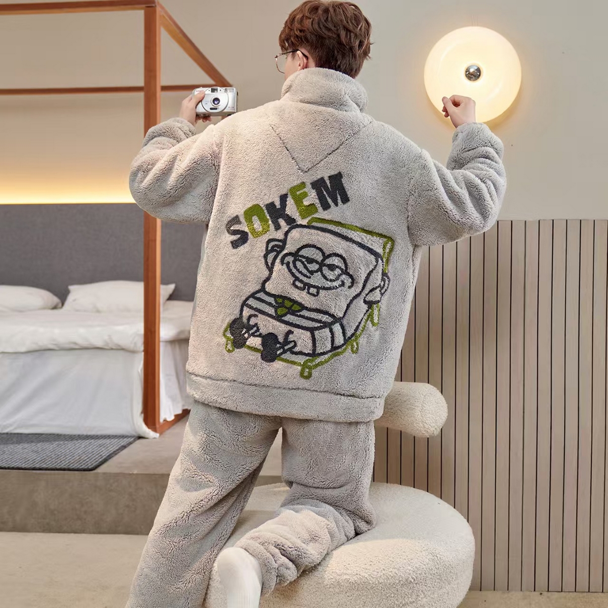 91家纺网 家纺一手货源 找家纺 （总）洛兰沙家居馆 2025新款珊瑚绒睡衣男士秋冬季加绒加厚冬天青少年大码家居服套装