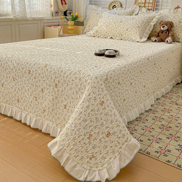 91家纺网 家纺一手货源 找家纺 羽爱家纺 2025新款全棉防滑花边床盖小飞象