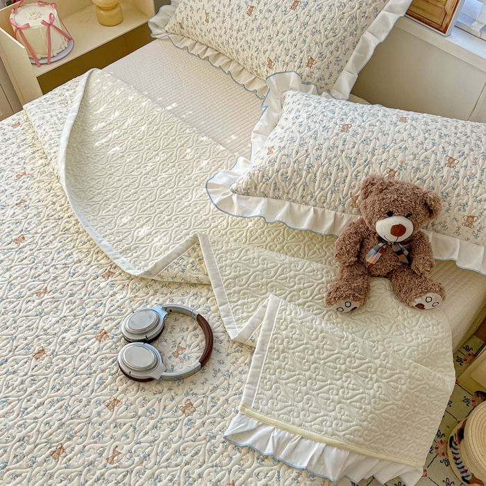 91家纺网 家纺一手货源 找家纺 羽爱家纺 2025新款全棉防滑花边床盖小飞象