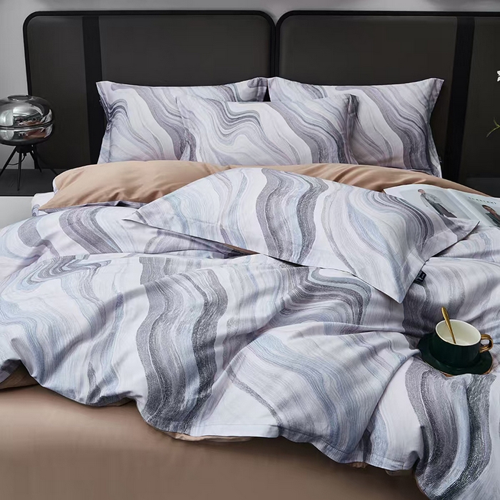 91家纺网 家纺一手货源 找家纺 玖玖爱家纺 2025新款长绒棉全棉数码印花四件套 水波逐流咖