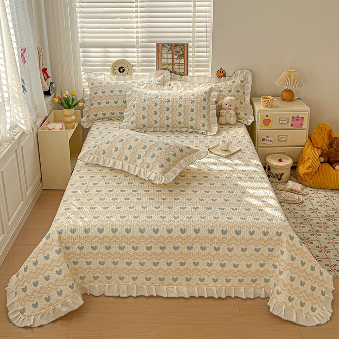 羽爱家纺 2025新款全棉防滑花边床盖心动旋律