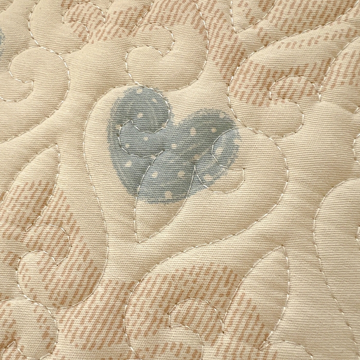 91家纺网 家纺一手货源 找家纺 羽爱家纺 2025新款全棉防滑花边床盖心动旋律