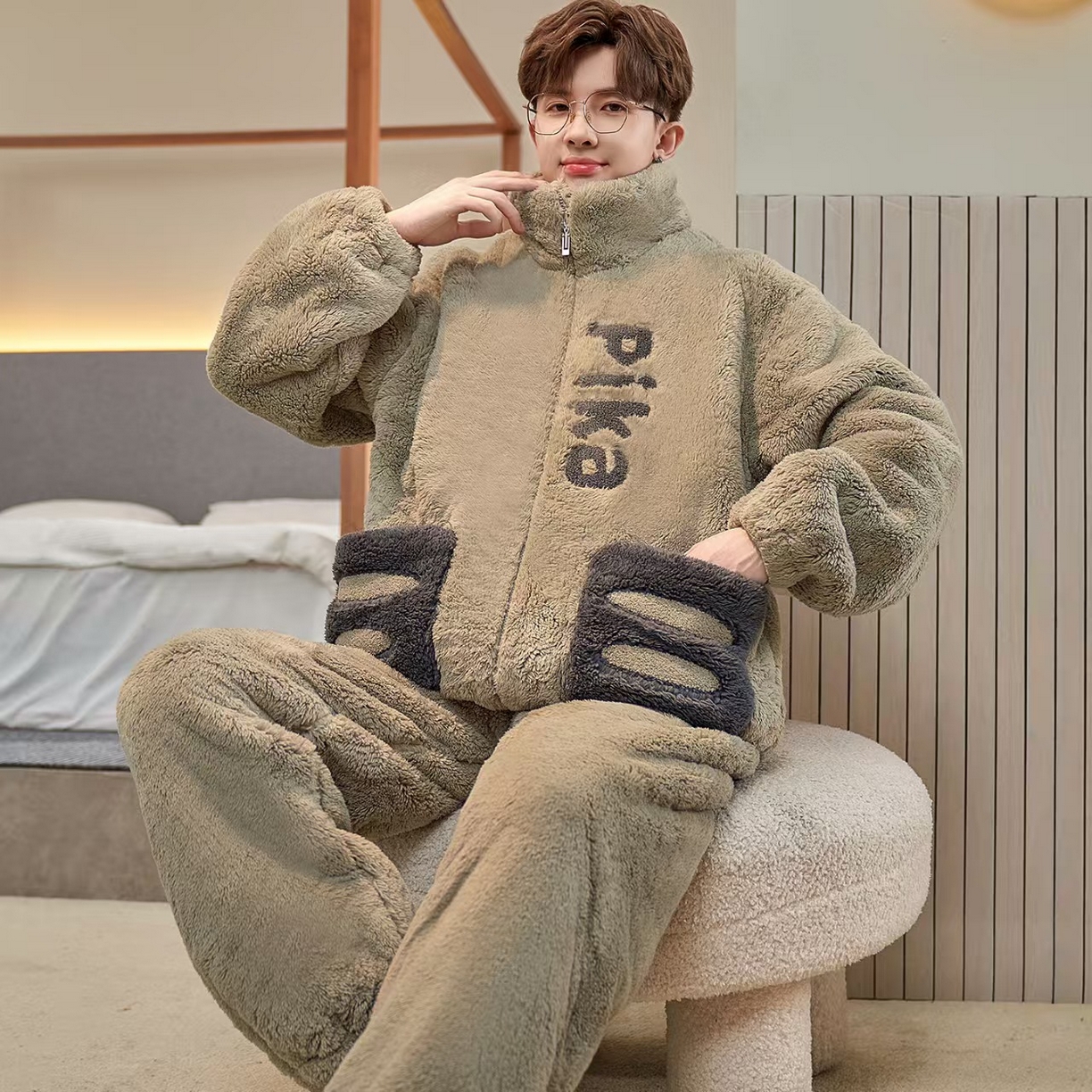 91家纺网 家纺一手货源 找家纺 （总）洛兰沙家居馆 2025新款珊瑚绒睡衣男士秋冬季加绒加厚冬天青少年大码家居服套装
