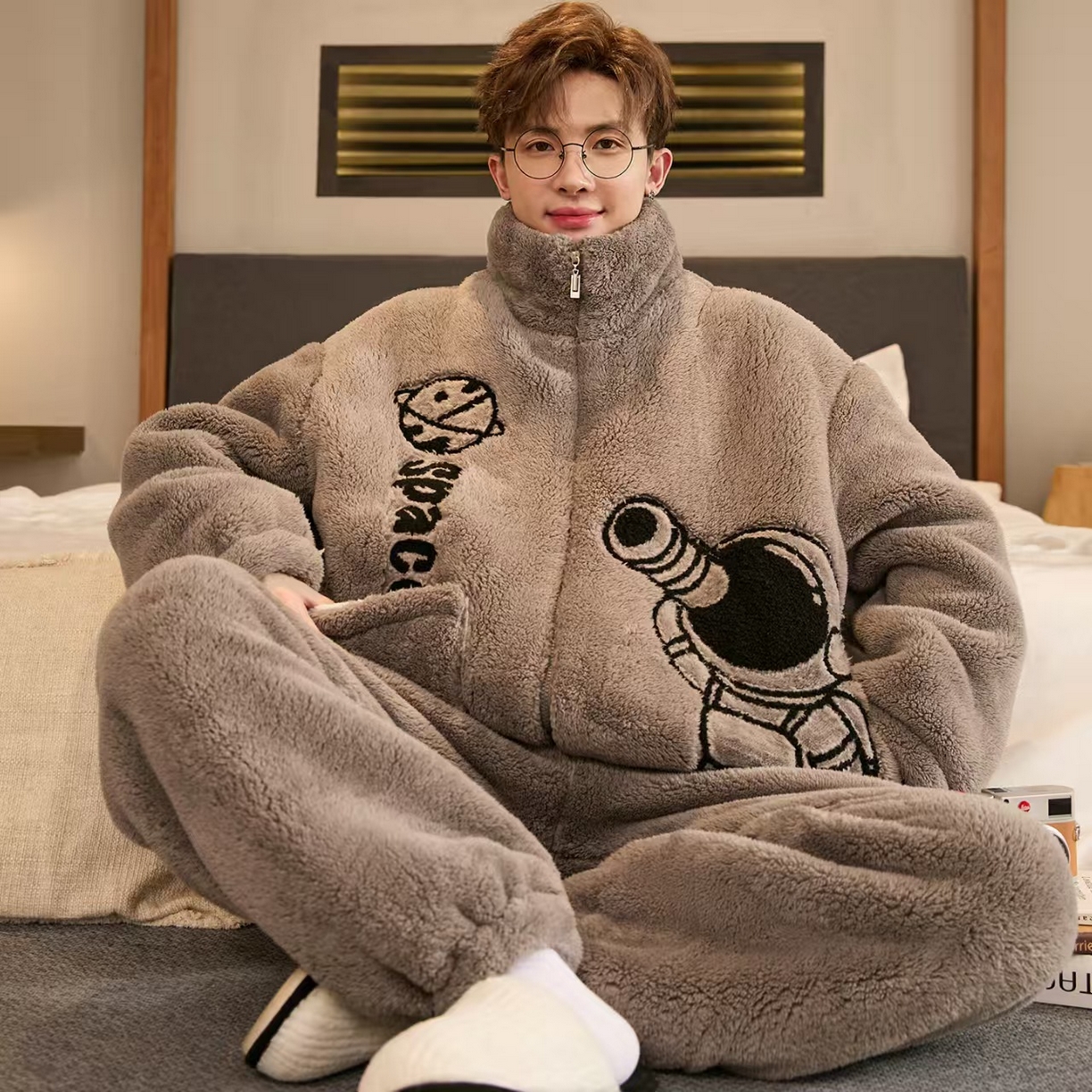 91家纺网 家纺一手货源 找家纺 （总）洛兰沙家居馆 2025新款运动大男孩学生家居服套装